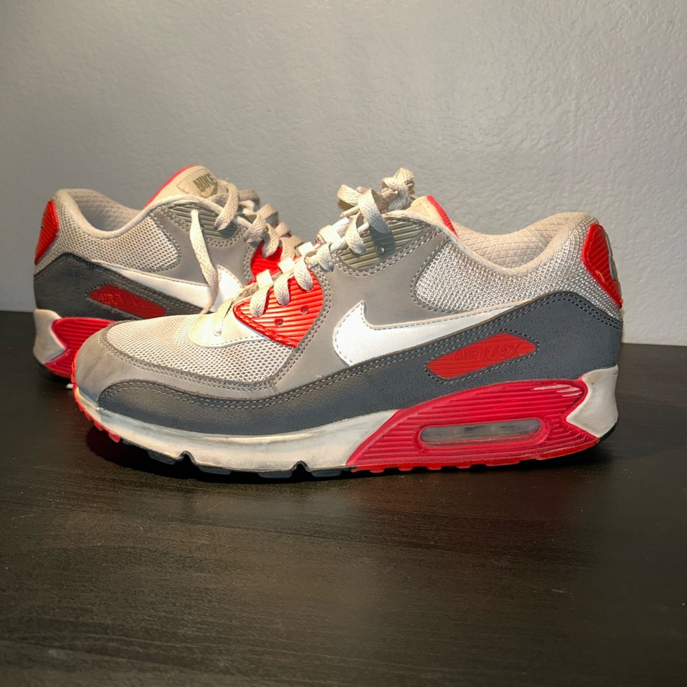 Nike Air Max 90 “Dusty Grey” essential sneakers - size 9.5